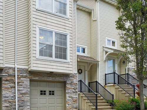  townhouse condo for sale located at 32 Crows Nest Lane, 28, Danbury, CT 06810