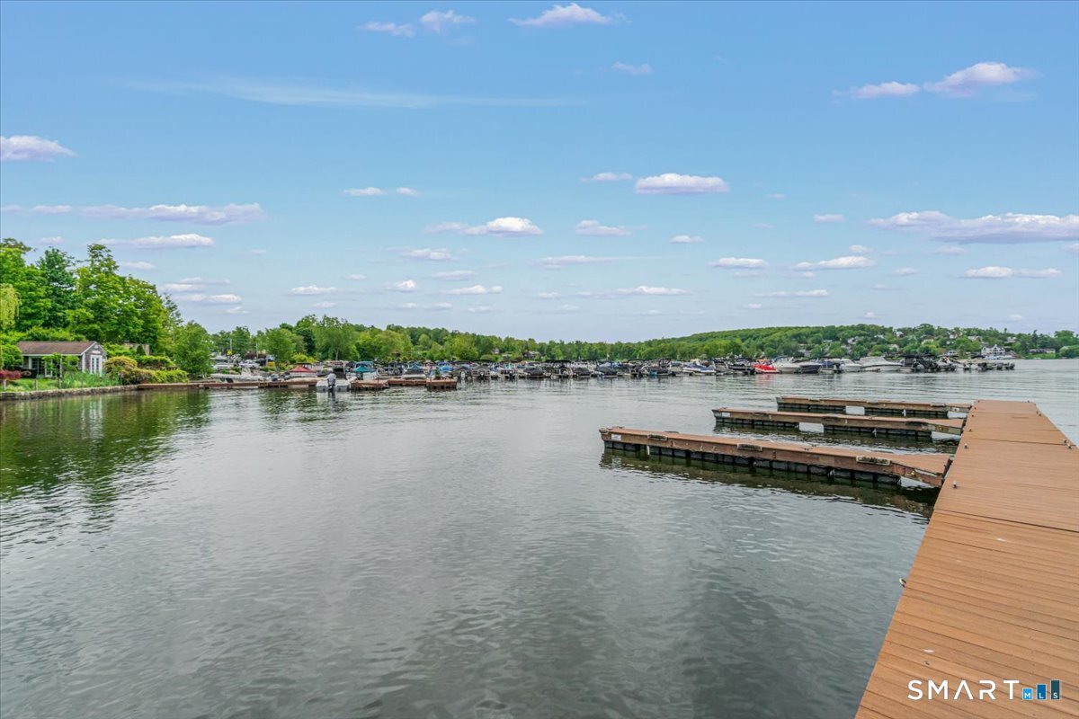 4 Candlewood Birches, Brookfield, CT 06804 | For Sale at $589,000