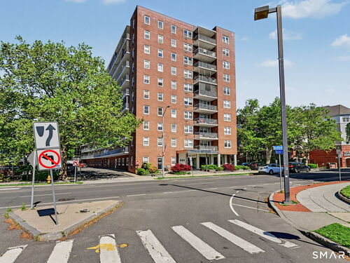  condo home for sale located at 444 Bedford Street, 9r, Stamford, CT 06901