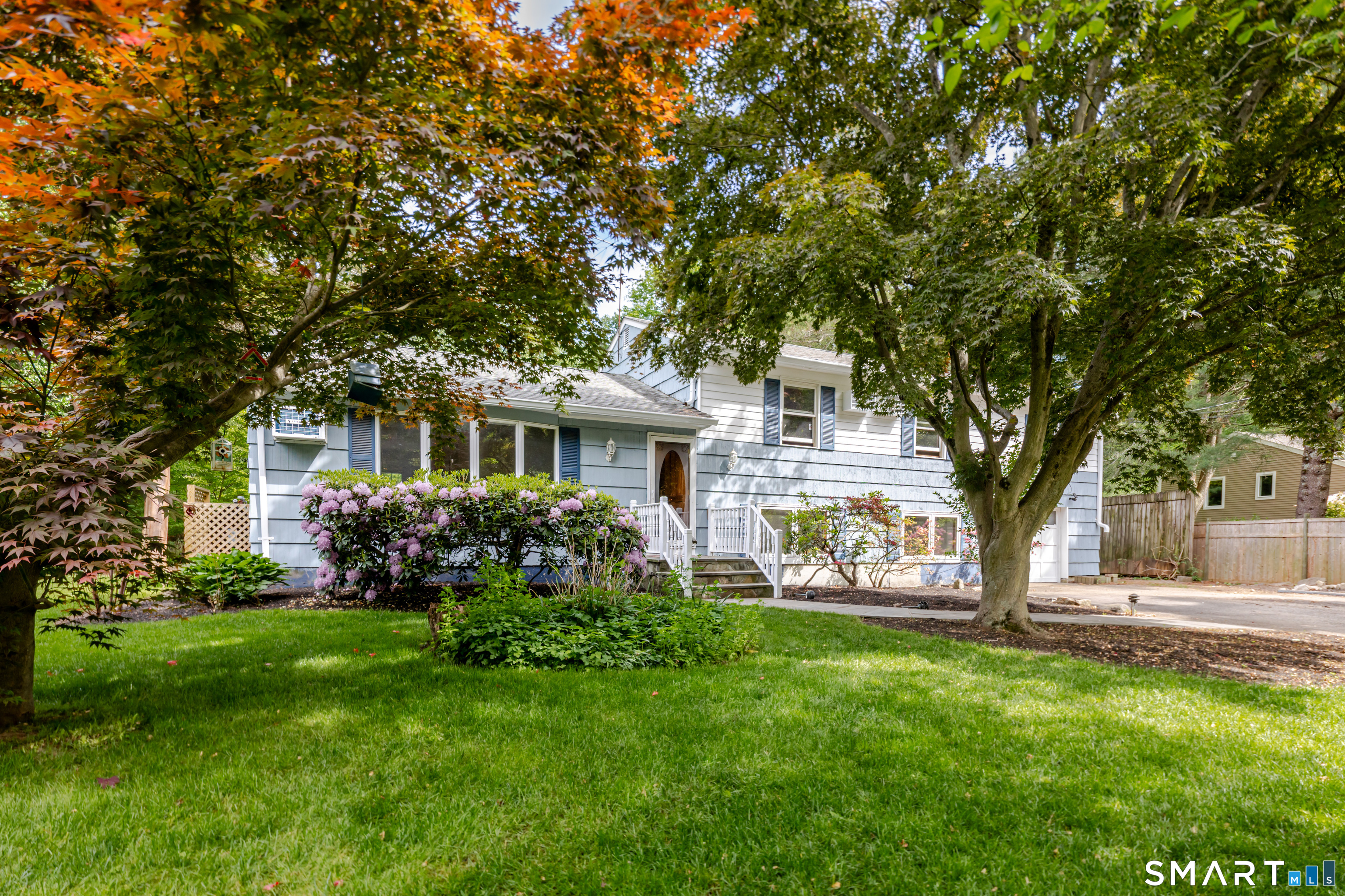 75 Westwood Road, Stamford, CT 06902 | For Sale at $850,000