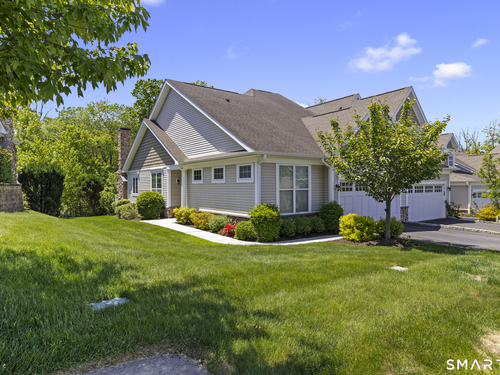  condo home for sale located at 50 Great Hill Drive, Bethel, CT 06801