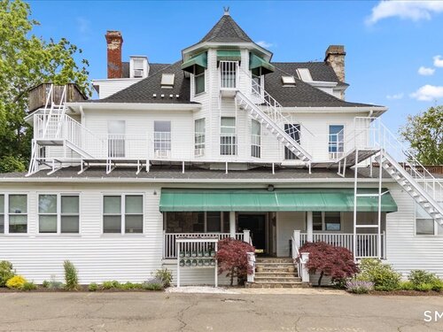  condo home for sale located at 5 Hundley Court, 2c, Stamford, CT 06902
