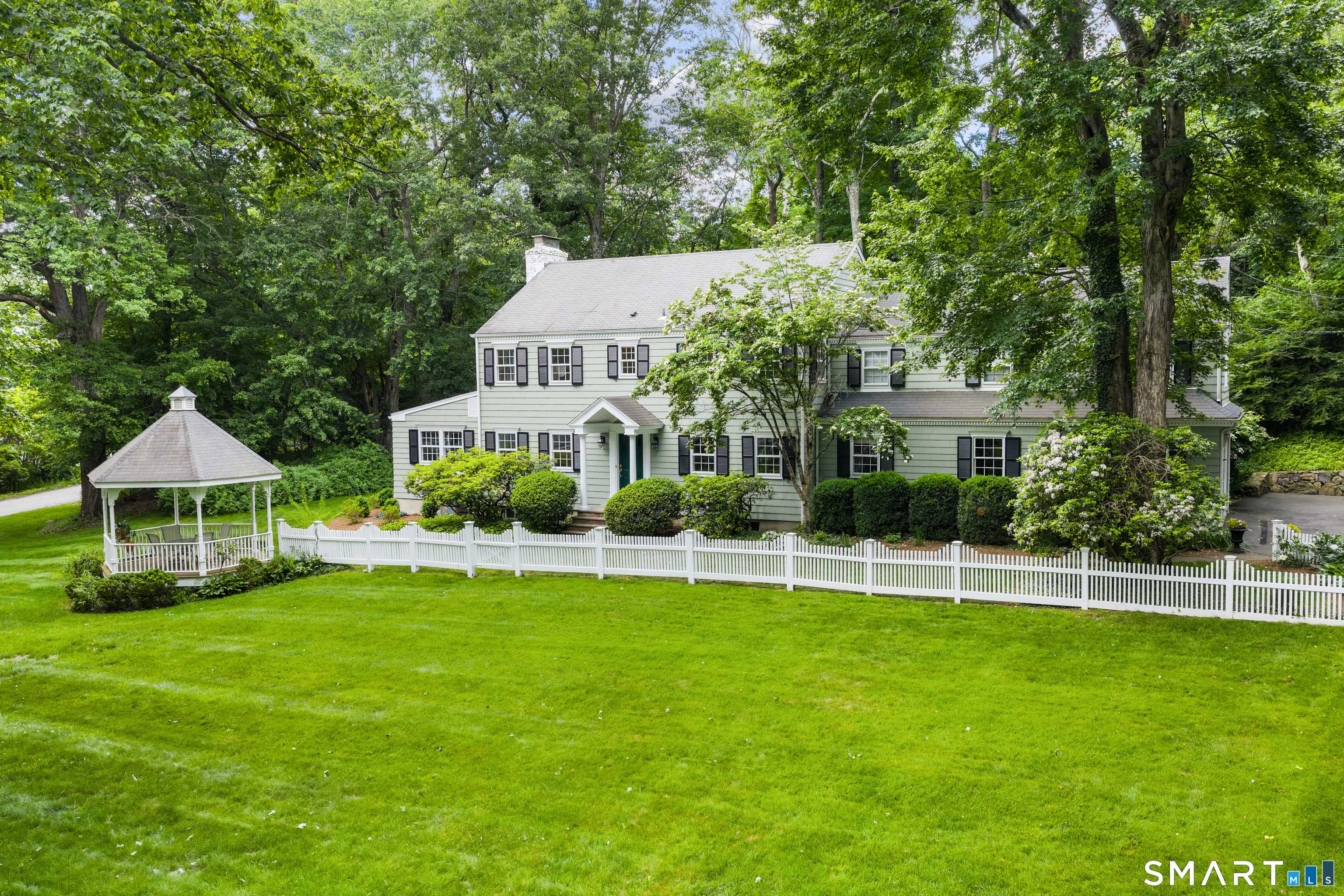 130 Comstock Hill Road, New Canaan, CT 06840 | For Sale at $1,995,000
