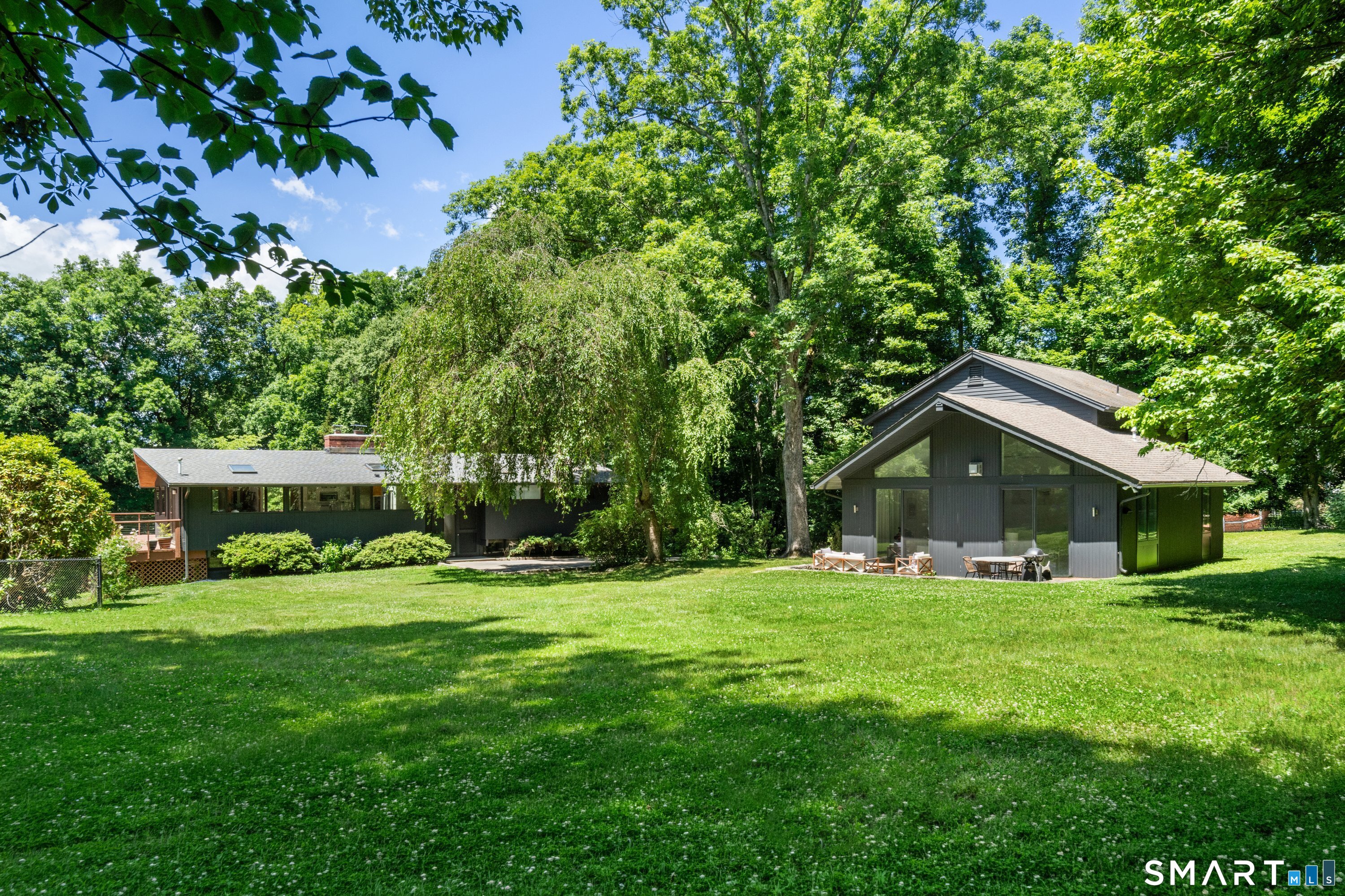 9 Fall Ridge Road, Weston, CT 00688 | For Sale at $1,699,000