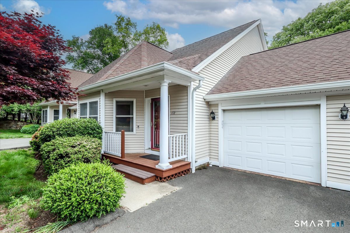 172 Summerfield Gardens, 172, Shelton, CT 06484 | For Sale at $499,900
