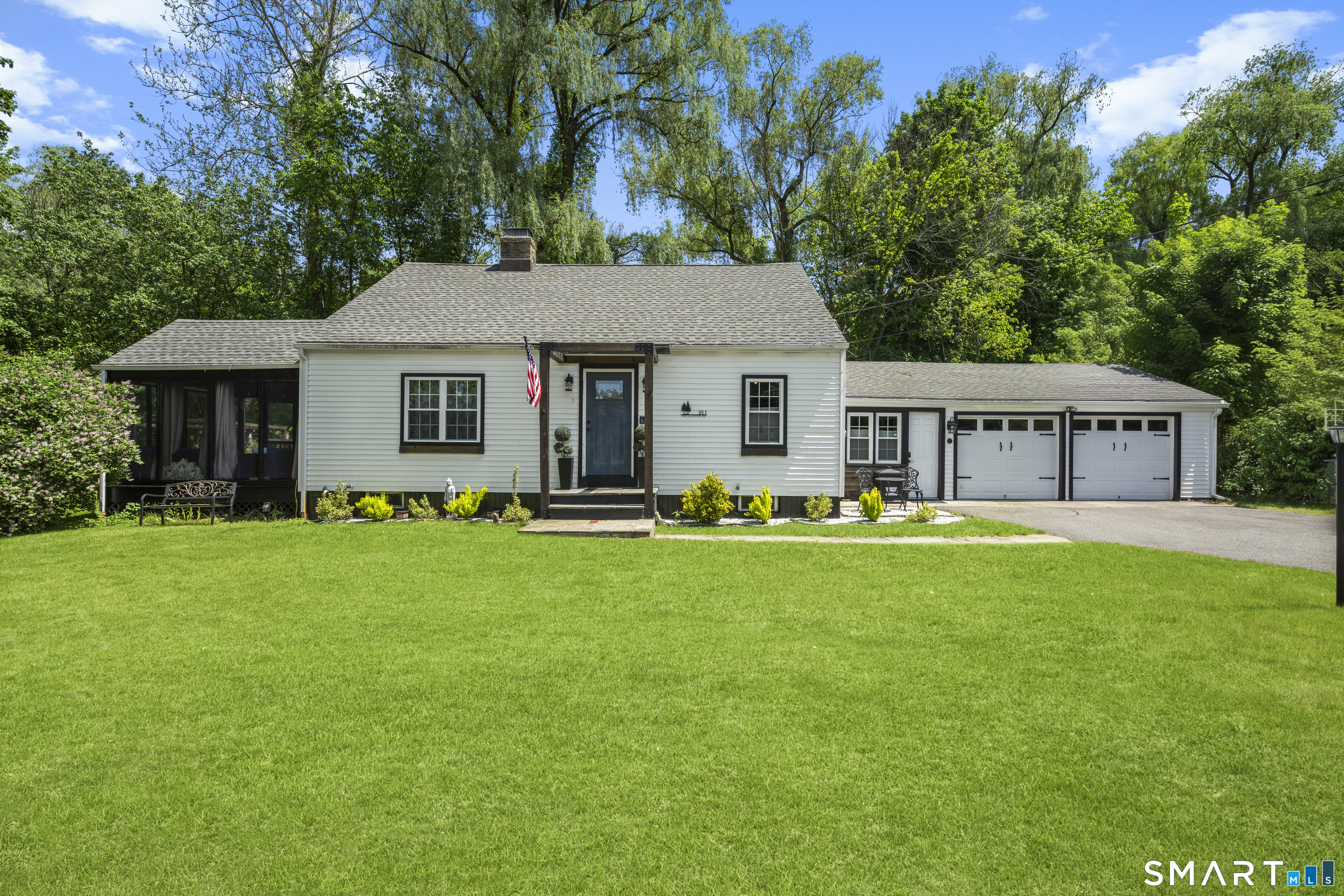 211 Whisconier Road, Brookfield, CT 06804 | For Sale at $549,900