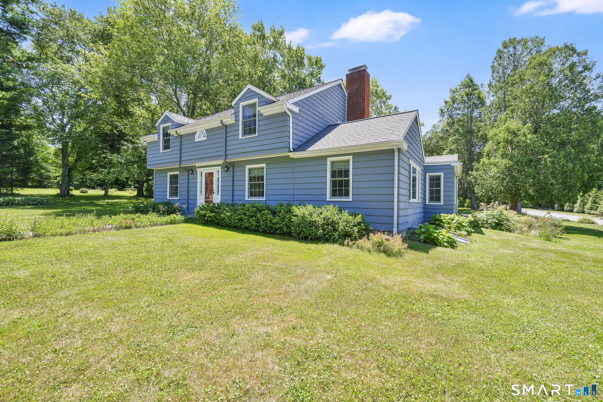 39 Boggs Hill Road, Newtown, CT 06470 | For Sale at $639,000
