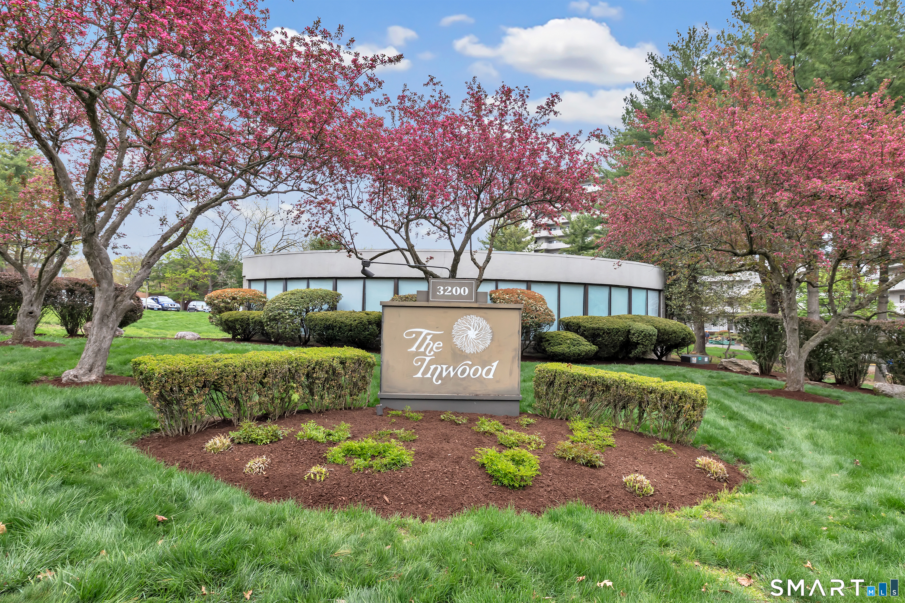 3200 Park Avenue, 5c2, Bridgeport, CT 06604 | For Sale at $364,900