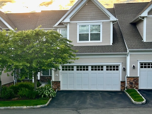  townhouse condo for sale located at 6 Lockwood Circle, 6, Bethel, CT 06801