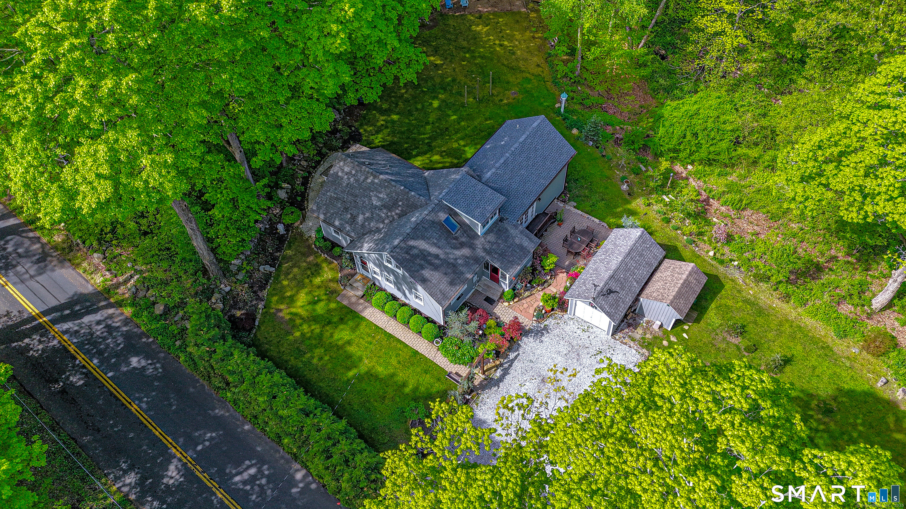471 Newtown Turnpike, Redding, CT 06896 | For Sale at $825,000