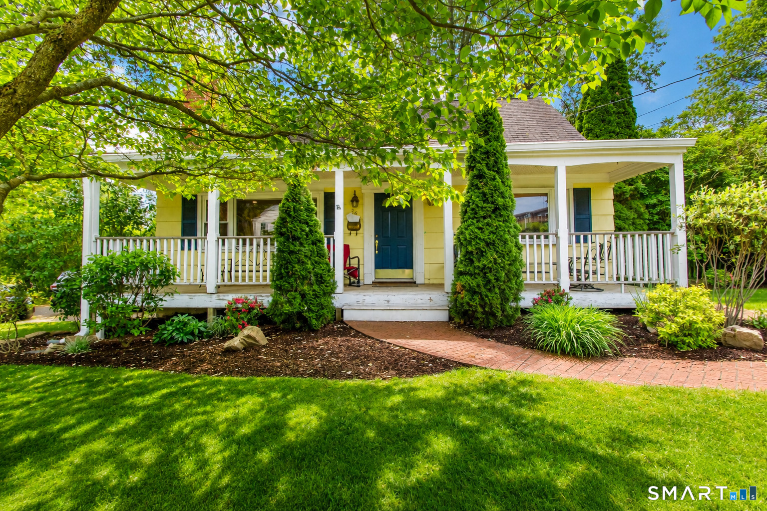 28 Raymonds Drive, Fairfield, CT 06824 | For Sale at $599,900