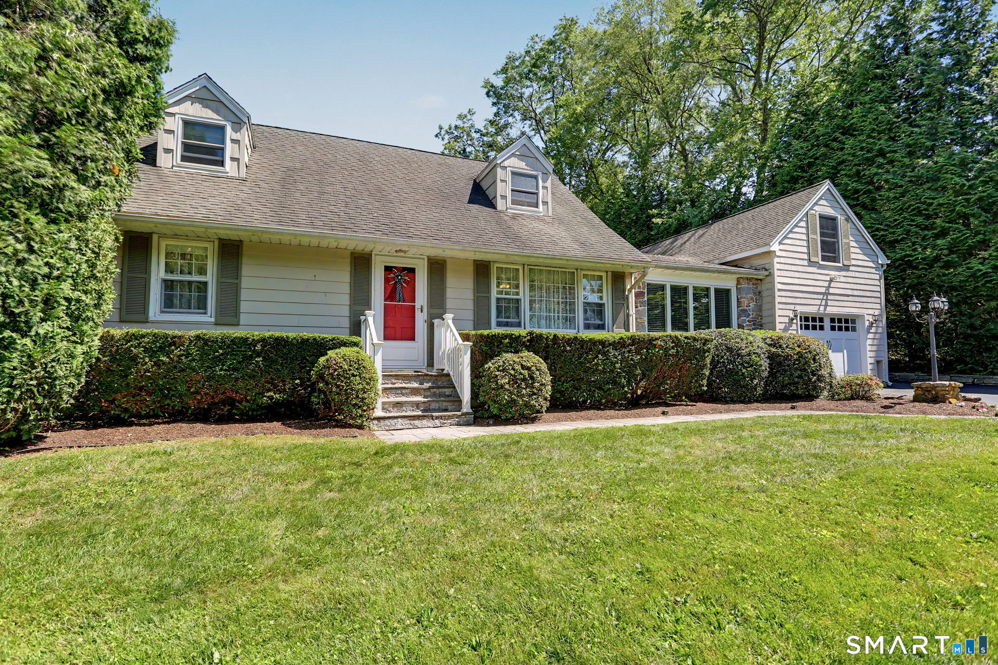 14 Peters Road, Trumbull, CT 06611 | For Sale at $799,000