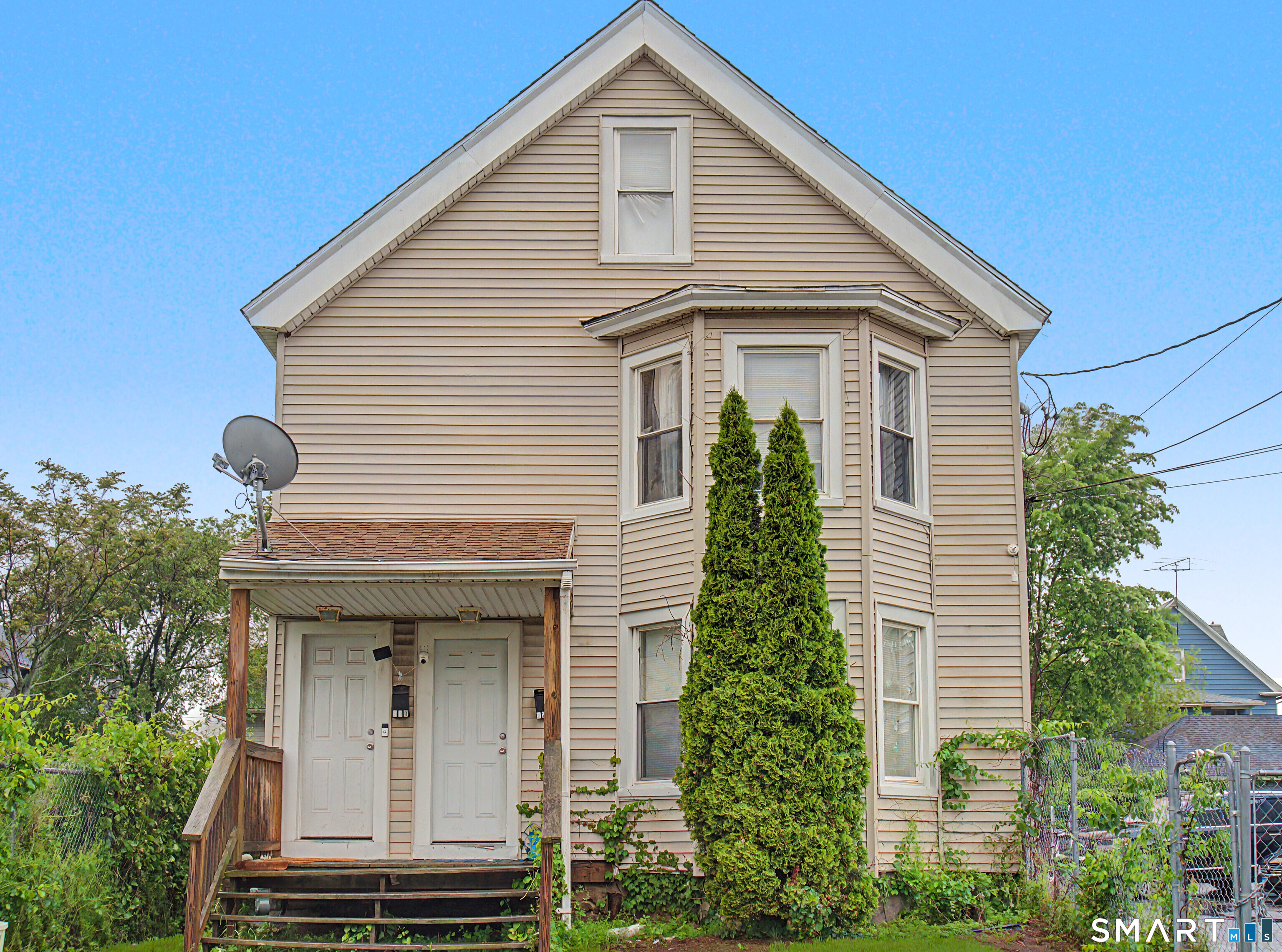 319 Carroll Avenue, Bridgeport, CT 06607 | For Sale at $589,000