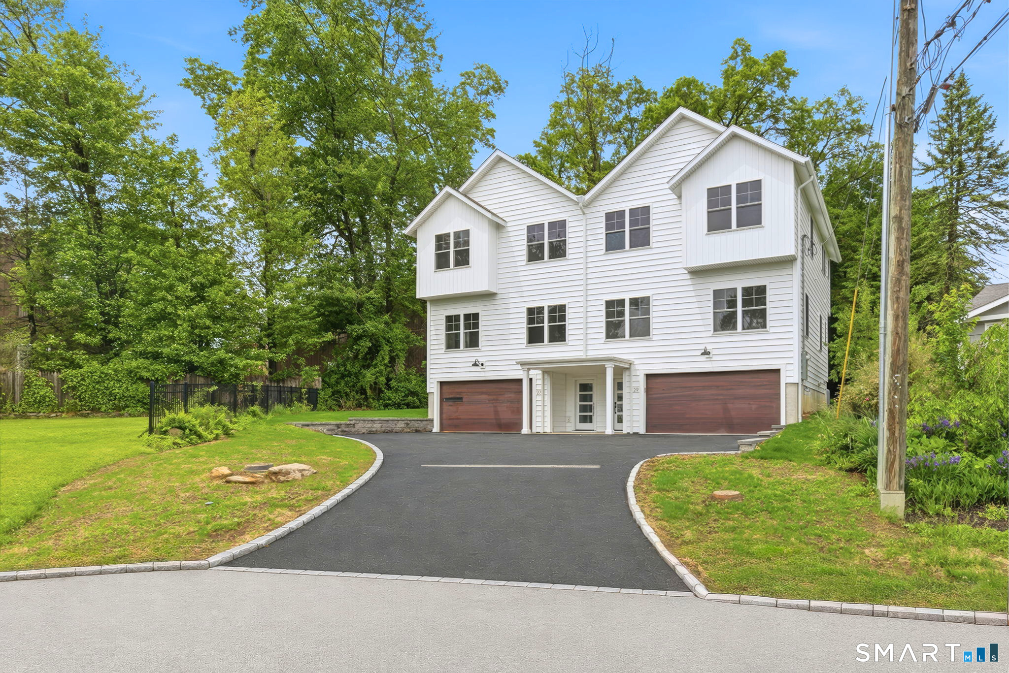 29 Suzanne Circle, Fairfield, CT 06825 | For Sale at $1,099,000