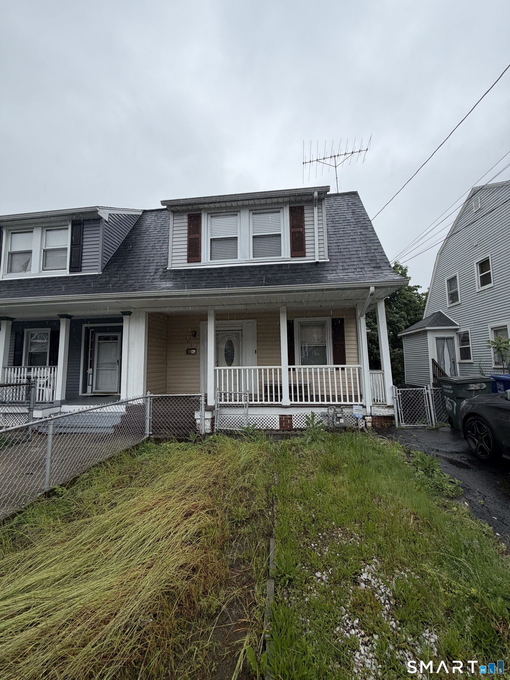 257 Remington Street, Bridgeport, CT 06610 | For Sale at $299,900