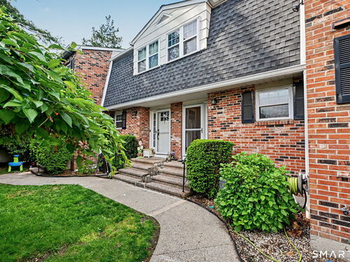  townhouse condo for sale located at 19 Colonial Road, 8, Stamford, CT 06906