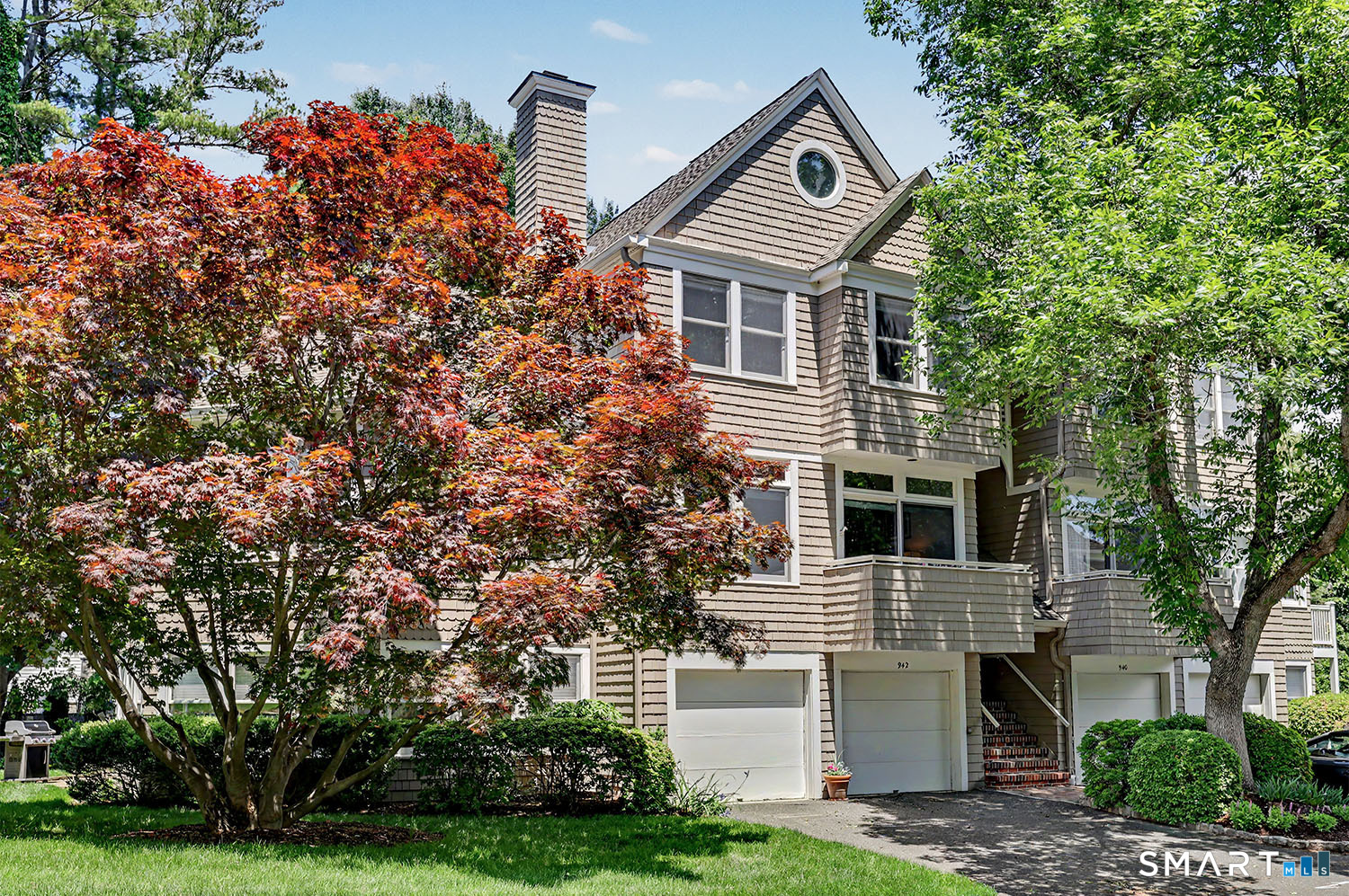 942 South Pine Creek Road, Fairfield, CT 06824 | For Sale at $1,350,000