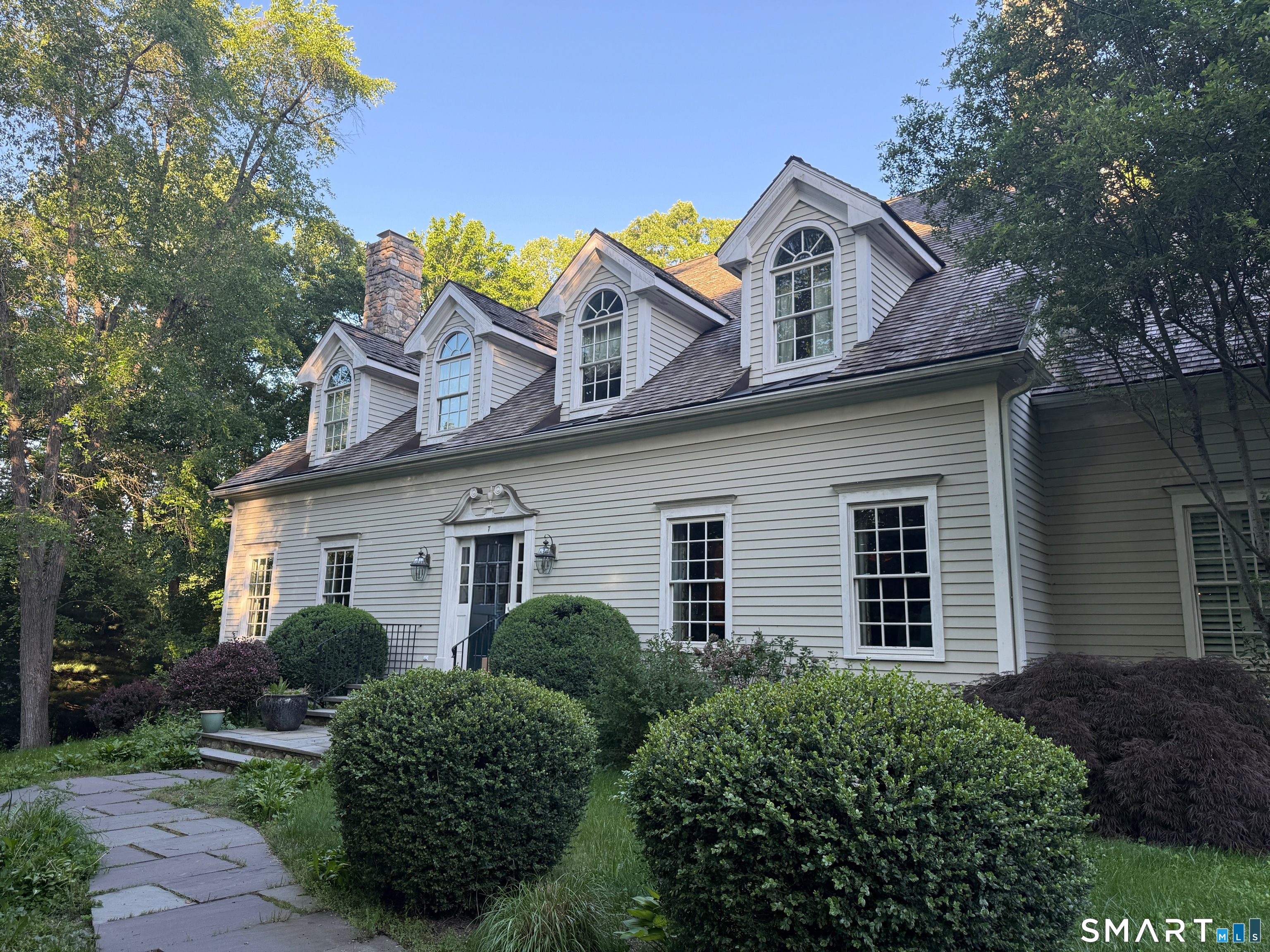 7 Old Hyde Road, Weston, CT 06883 | For Sale at $2,875,000
