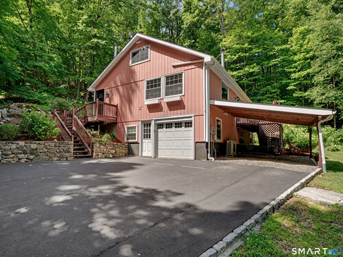  single family home for sale located at 252 Bennetts Farm Road, Ridgefield, CT 06877
