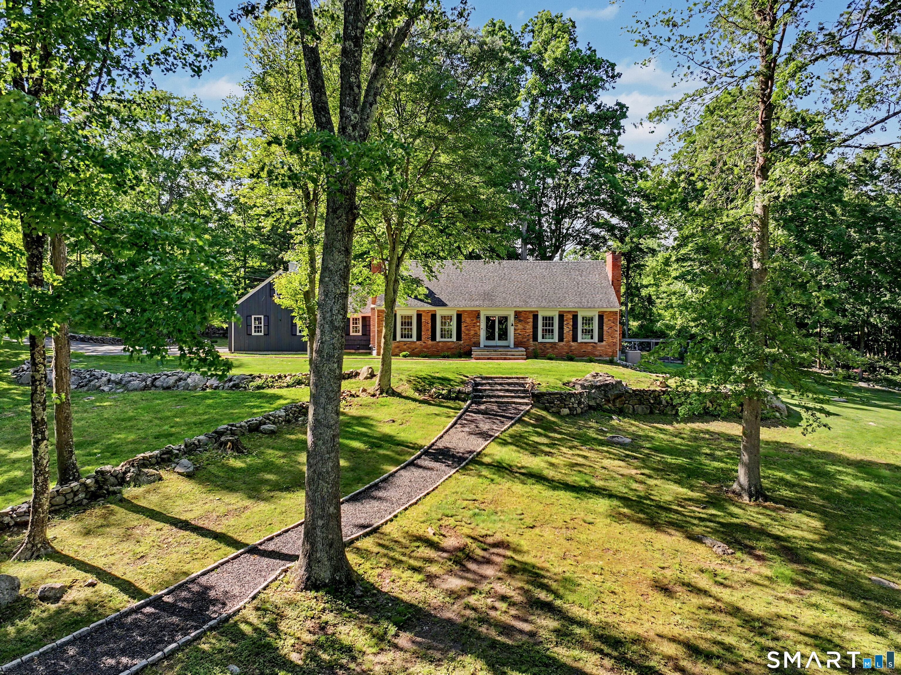 301 Redding Road, Easton, CT 06612 | For Sale at $1,199,000