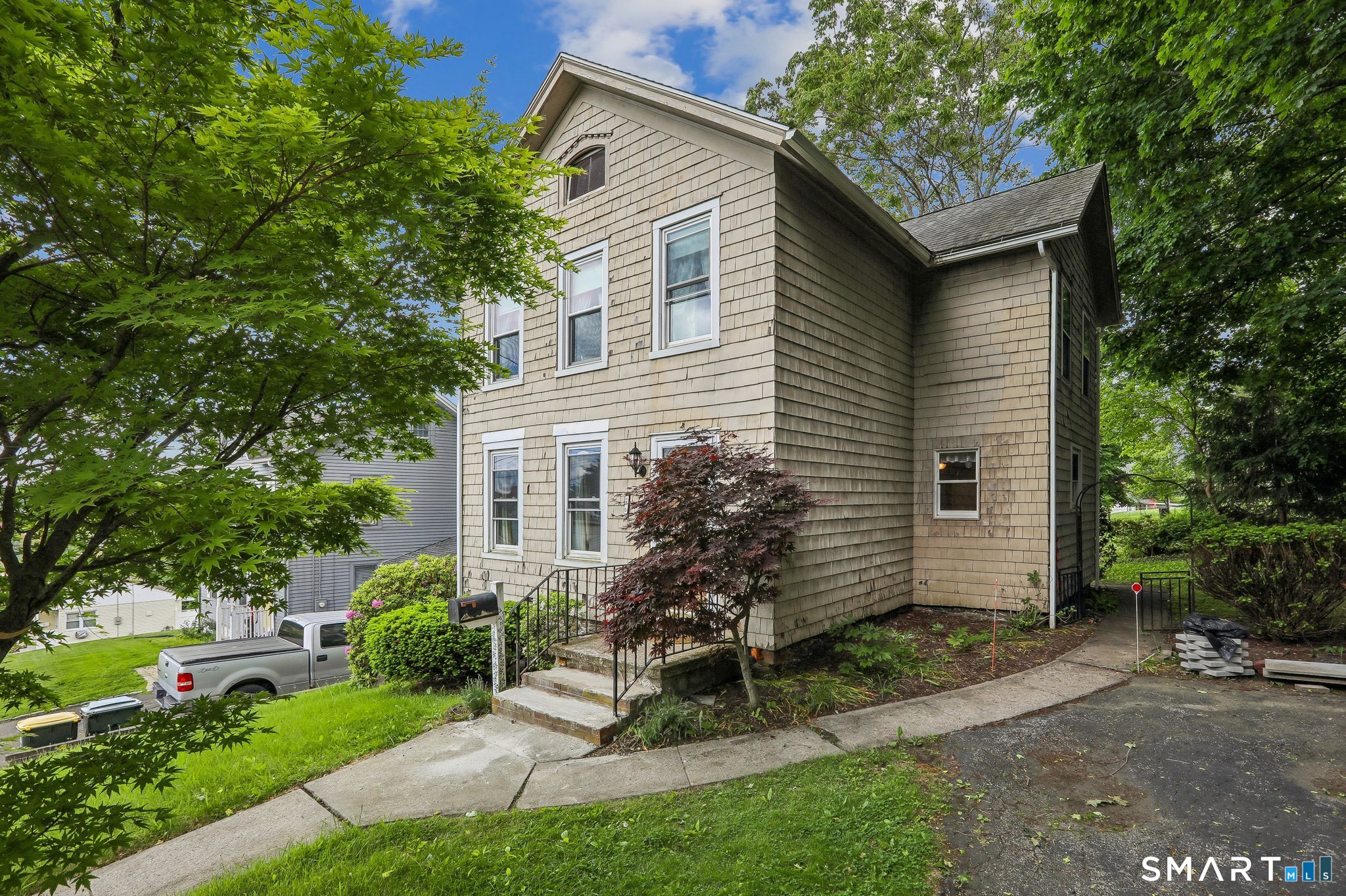 16 Seeley Street, Danbury, CT 06810 | For Sale at $349,900