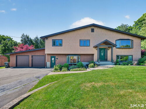  single family home for sale located at 16 Apache Drive, Brookfield, CT 06804