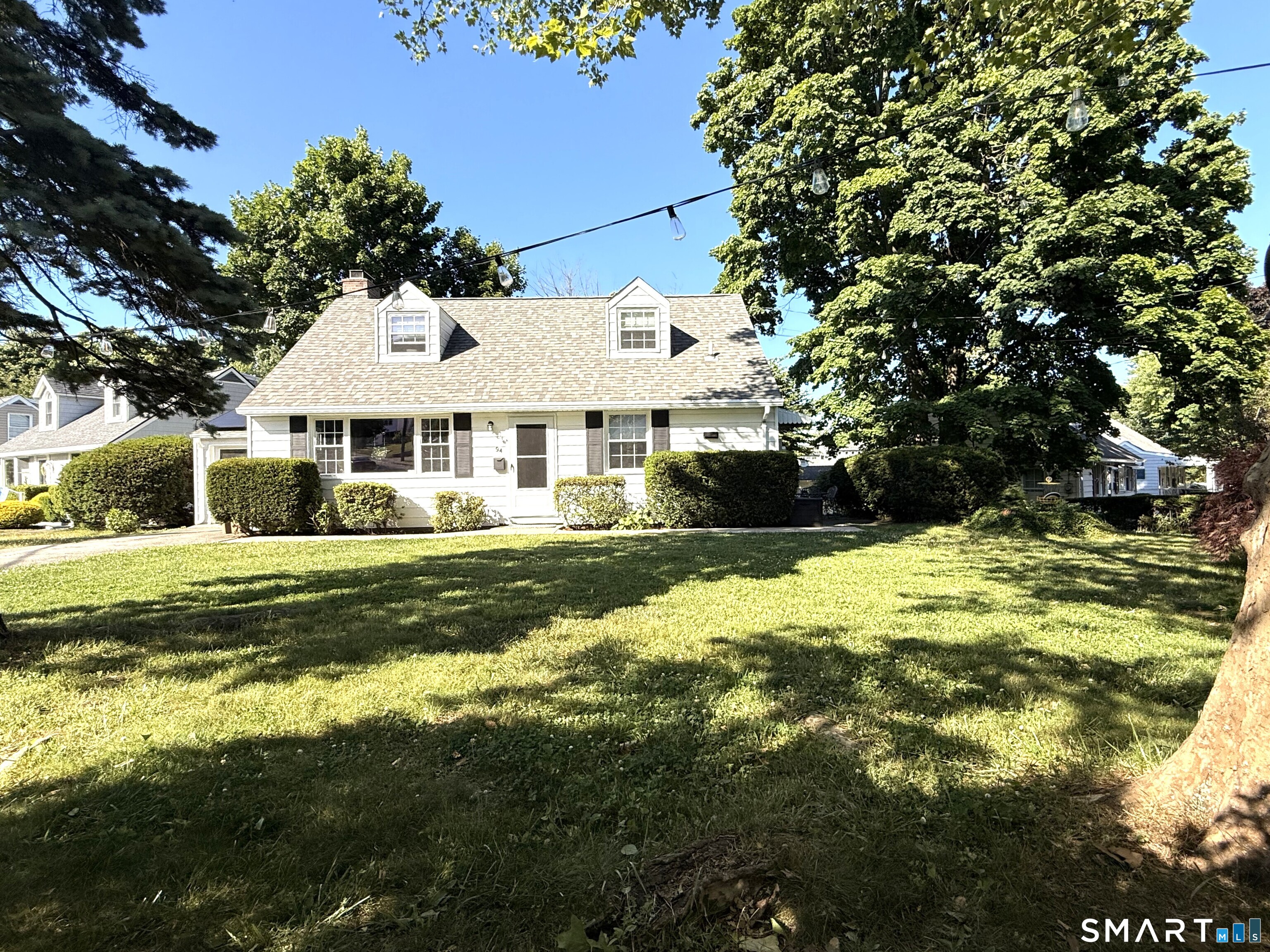 94 Mathews Street, Stamford, CT 06902 | For Sale at $725,000
