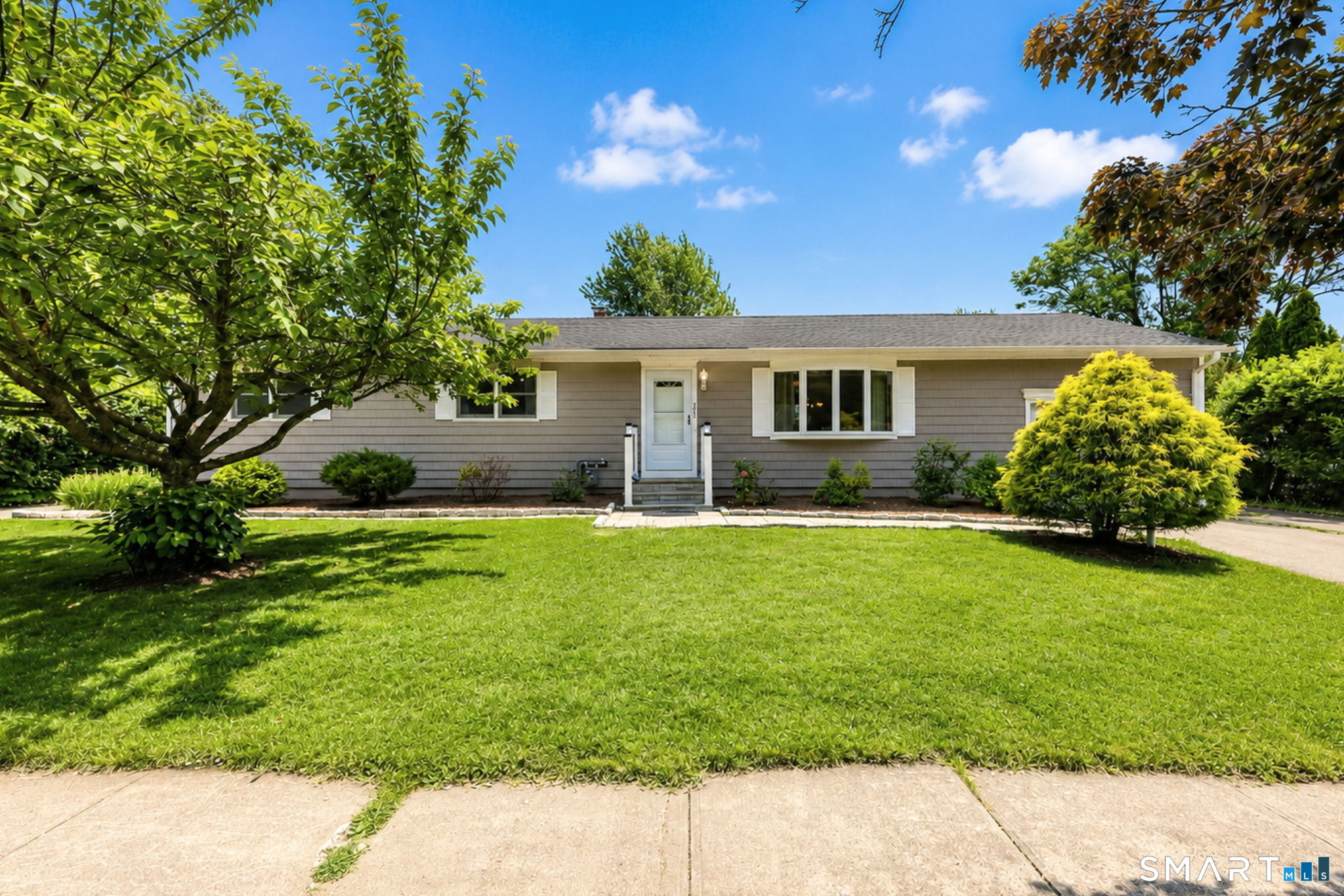 255 Oceanview Terrace, Stratford, CT 06615 | For Sale at $550,000