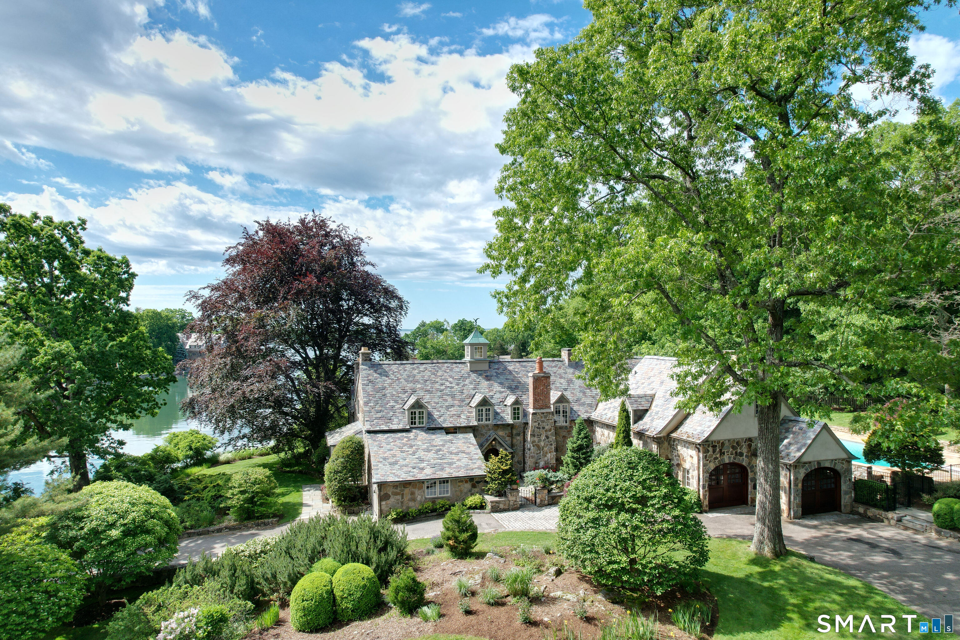 82 Arrowhead Way, Darien, CT 06820 | Sold at $8,850,000