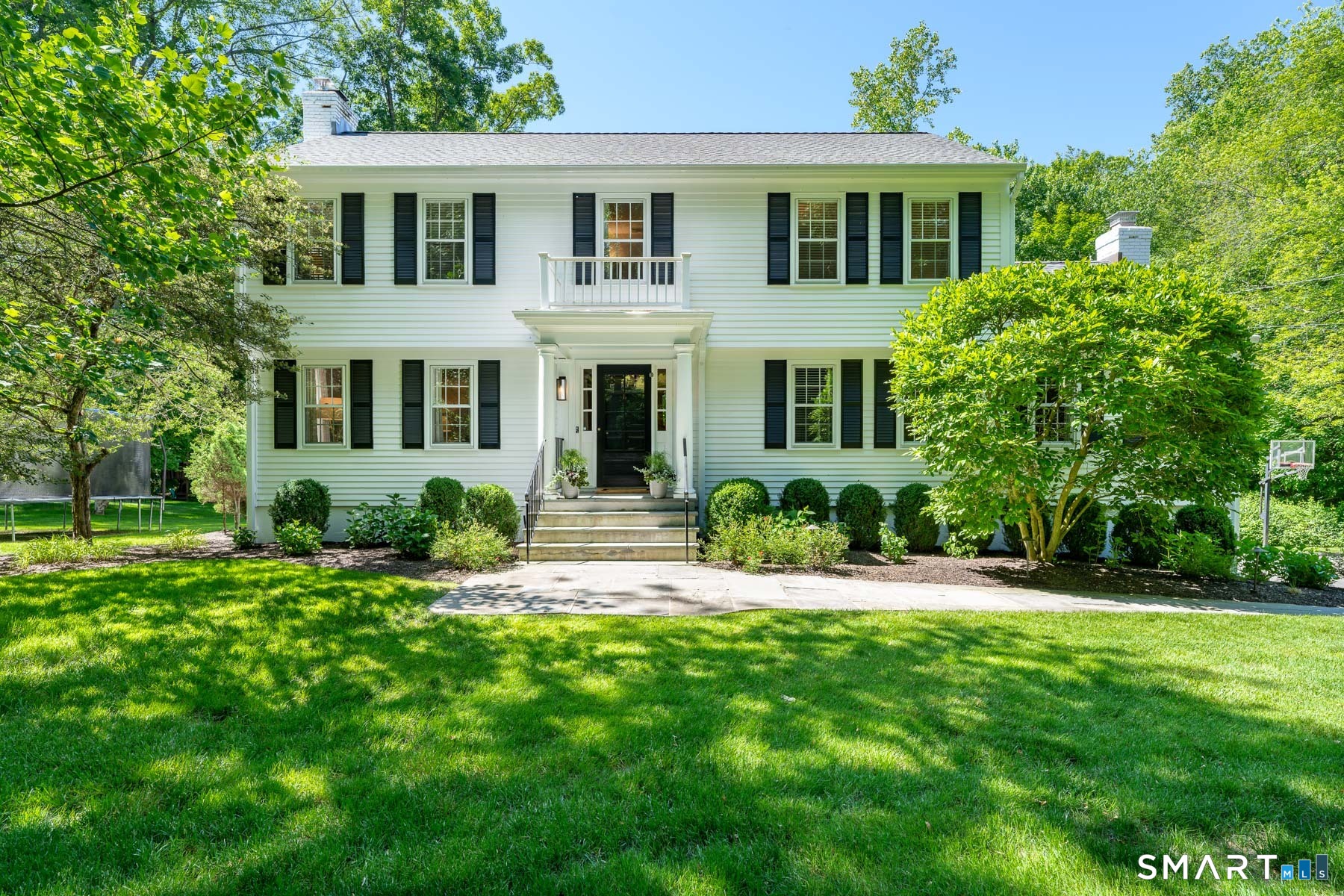 293 Old Norwalk Road, New Canaan, CT 06840 | For Sale at $2,595,000