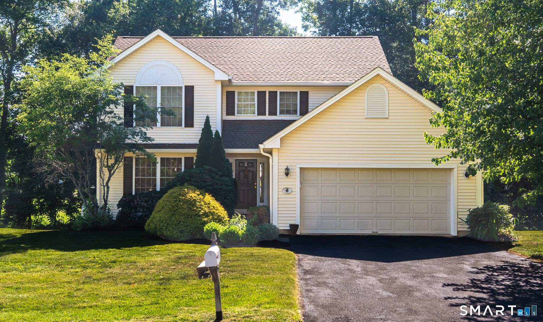 45 Pocono Lane, 4, Danbury, CT 06810 | For Sale at $650,000