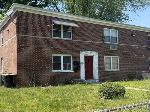  co-op home for sale located at 355 Granfield Avenue, Bridgeport, CT 06610