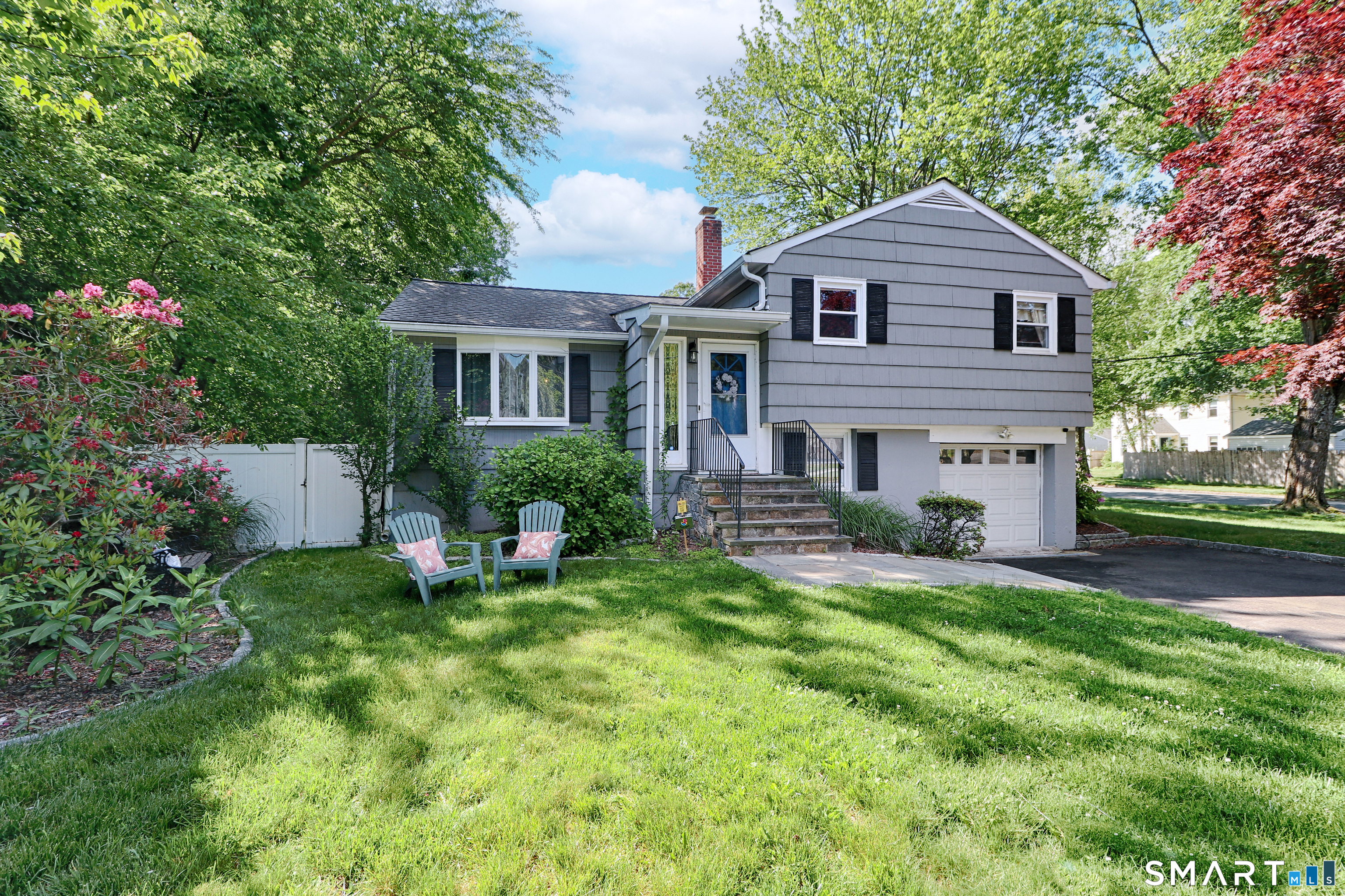 163 Windsor Road, Fairfield, CT 06824 | For Sale at $875,000