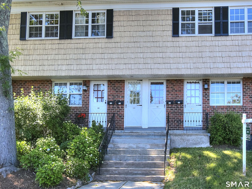  condo home for sale located at 245 Unquowa Road, 126, Fairfield, CT 06824