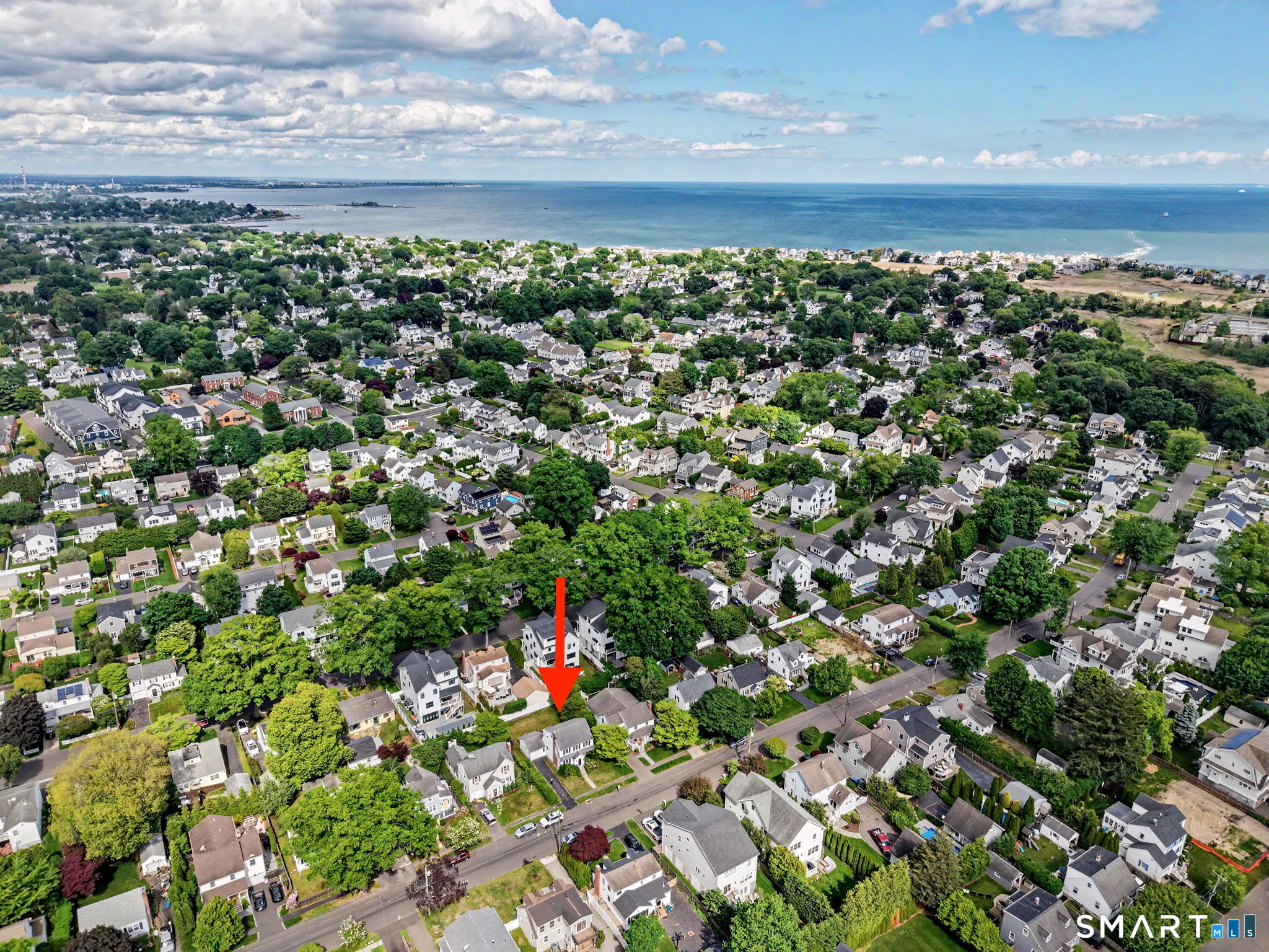 85 Eastlawn Street, Fairfield, CT 06824 | For Sale at $799,000