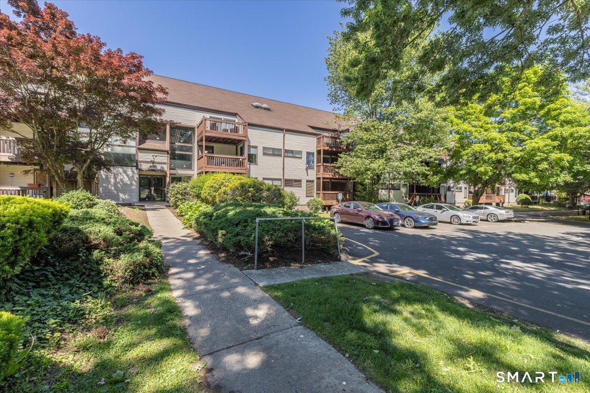 3699 Broadbridge Avenue, 317, Stratford, CT 06614 | For Sale at $189,900