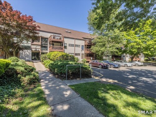  condo home for sale located at 3699 Broadbridge Avenue, 317, Stratford, CT 06614