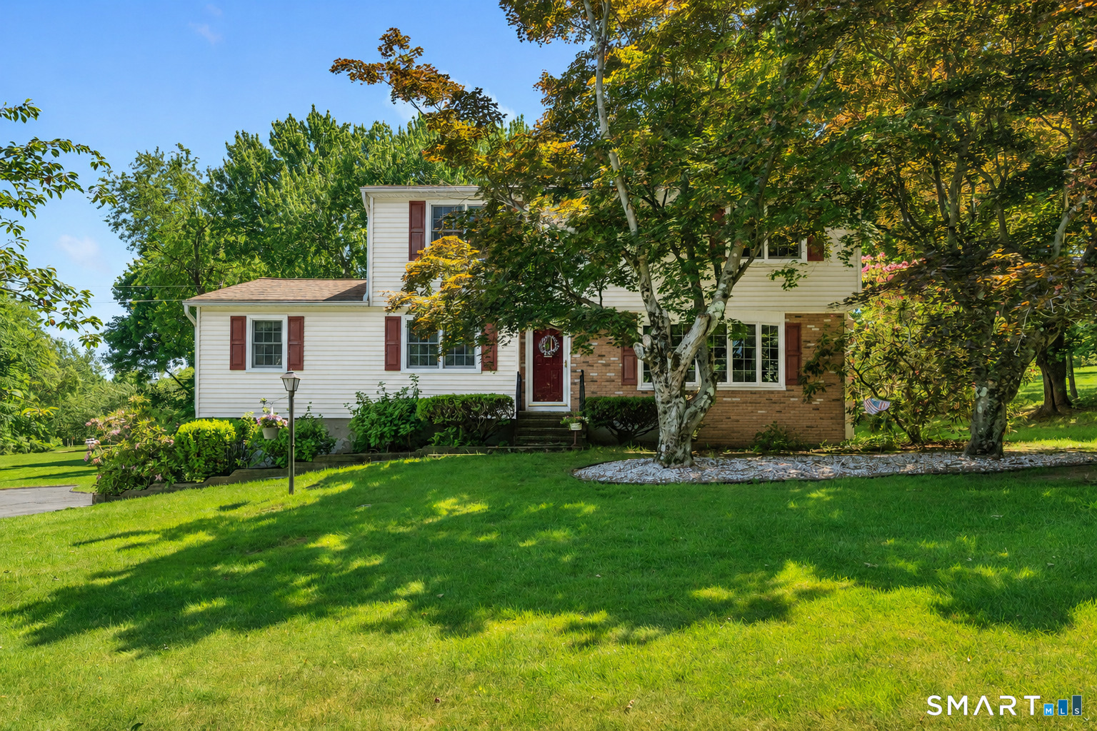 82 Spoke Drive, Shelton, CT 06484 | For Sale at $649,900