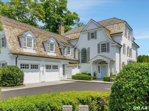  condo home for sale located at 11 Harbor Bluff Lane, 11, Norwalk, CT 06853