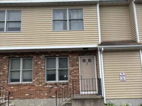  townhouse condo for sale located at 39 Stuart Avenue, 5, Norwalk, CT 06850