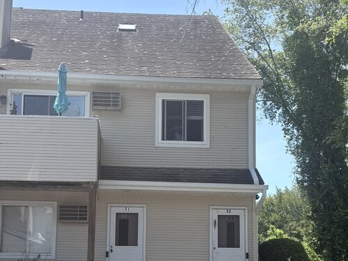  townhouse condo for sale located at 136 Pembroke Road, 6-52, Danbury, CT 06811