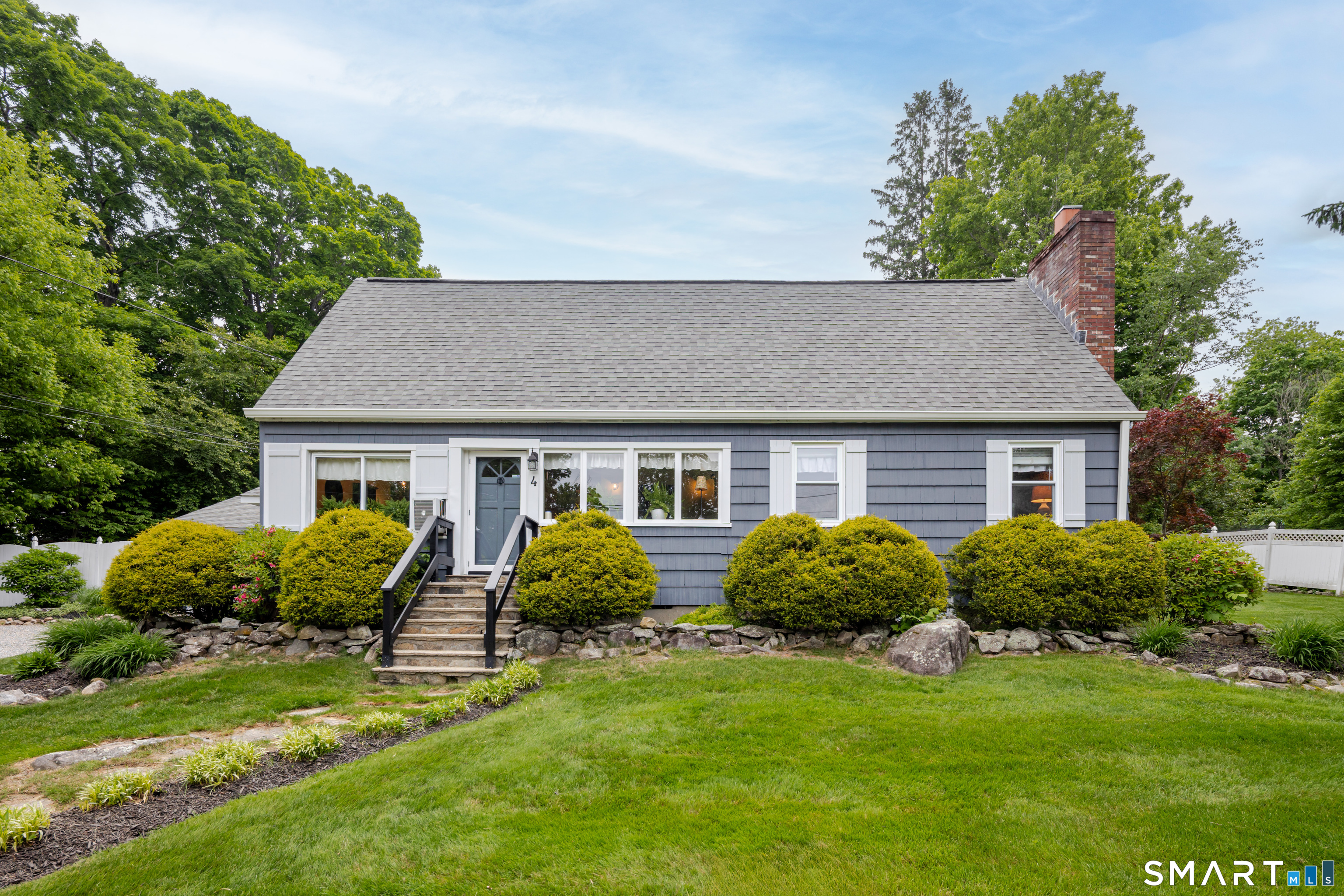4 Kearn Road, New Fairfield, CT 06812 | For Sale at $539,000
