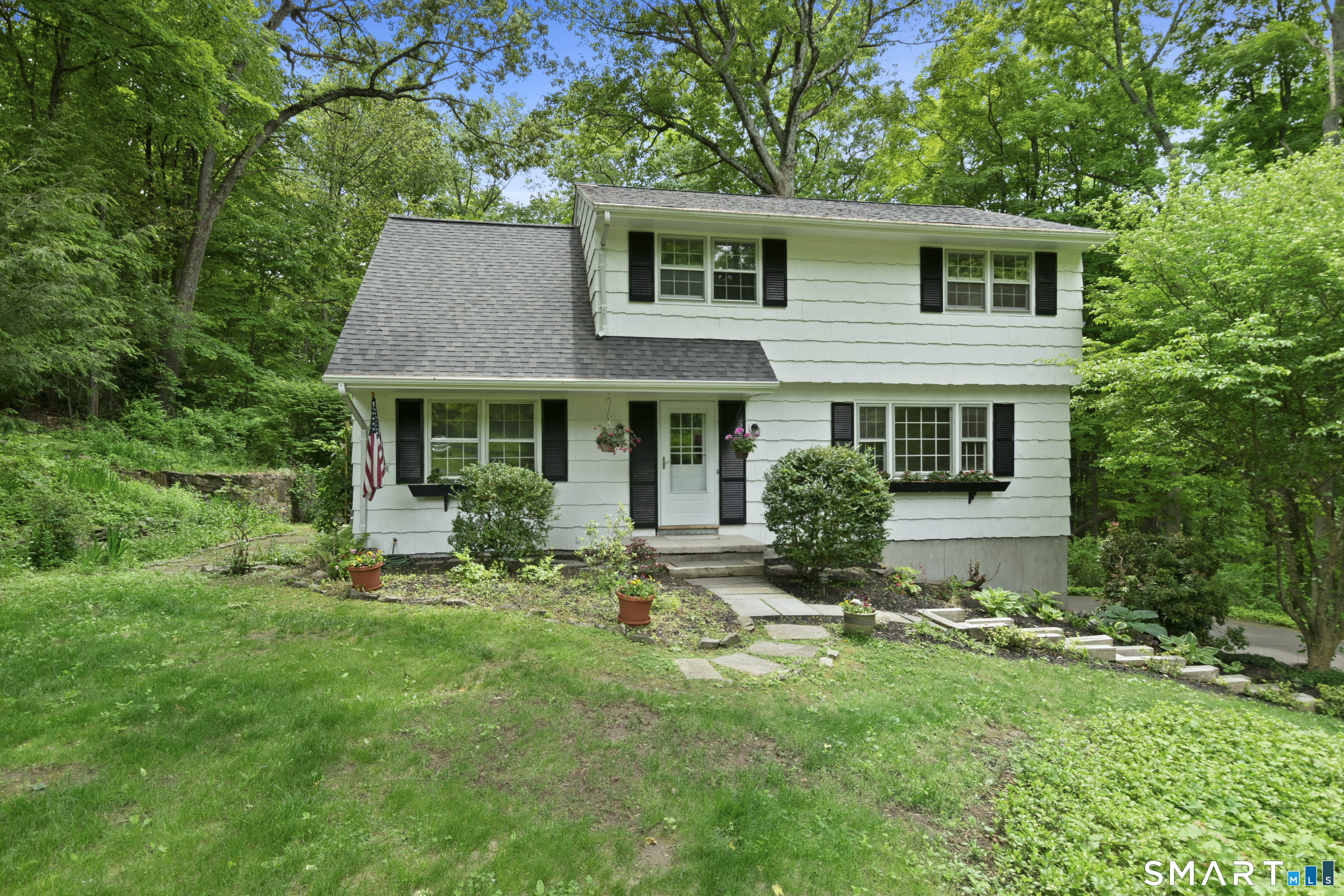 38 Longview Drive, Ridgefield, CT 06877 | For Sale at $649,000