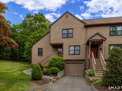 townhouse condo for sale located at 19 Meadowlark Circle, 19, Monroe, CT 06468