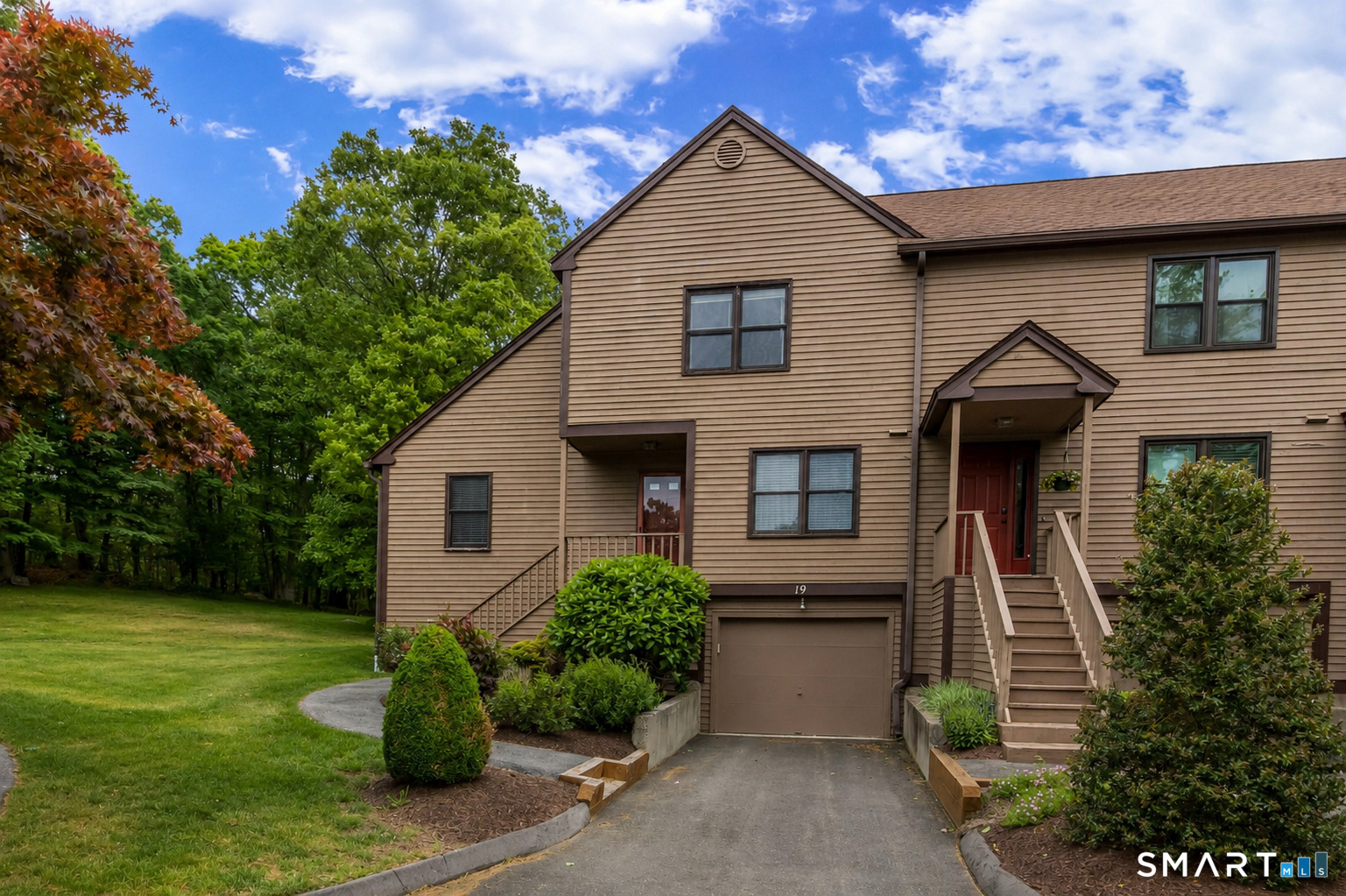 19 Meadowlark Circle, 19, Monroe, CT 06468 | For Sale at $449,900