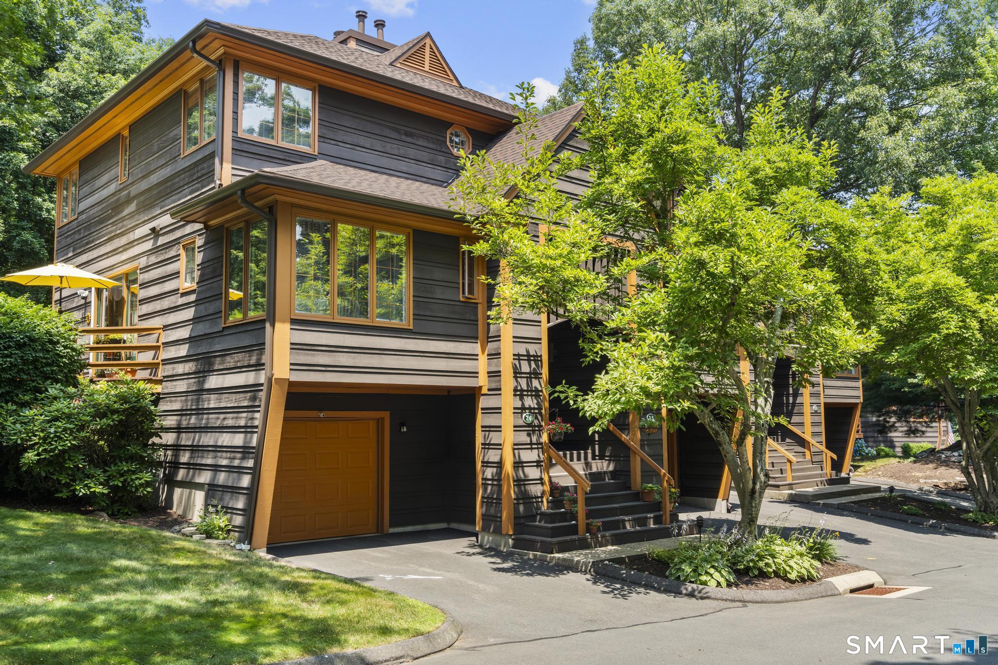 25 Tamarac Ridge Circle, 25, Shelton, CT 06484 | For Sale at $429,900