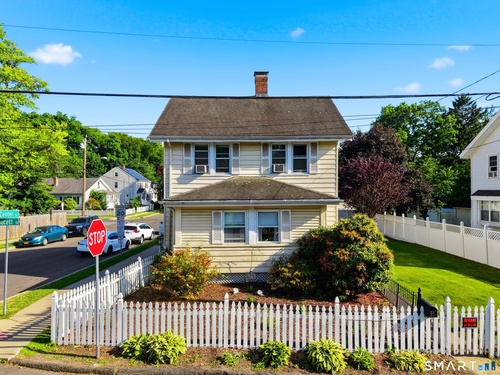  single family home for sale located at 35 Faucett Street, Stamford, CT 06906