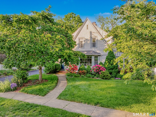  single family home for sale located at 164 Ludlowe Road, Fairfield, CT 06824