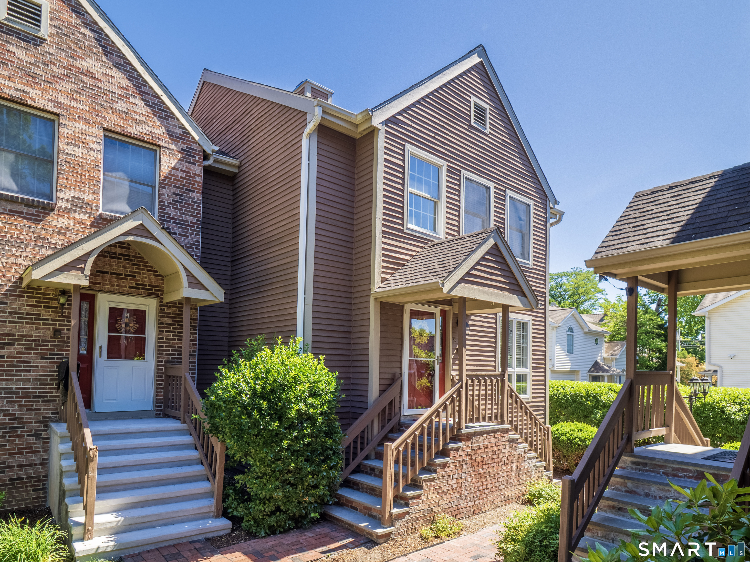 584 Hope Street, 5, Stamford, CT 06907 | For Sale at $729,000