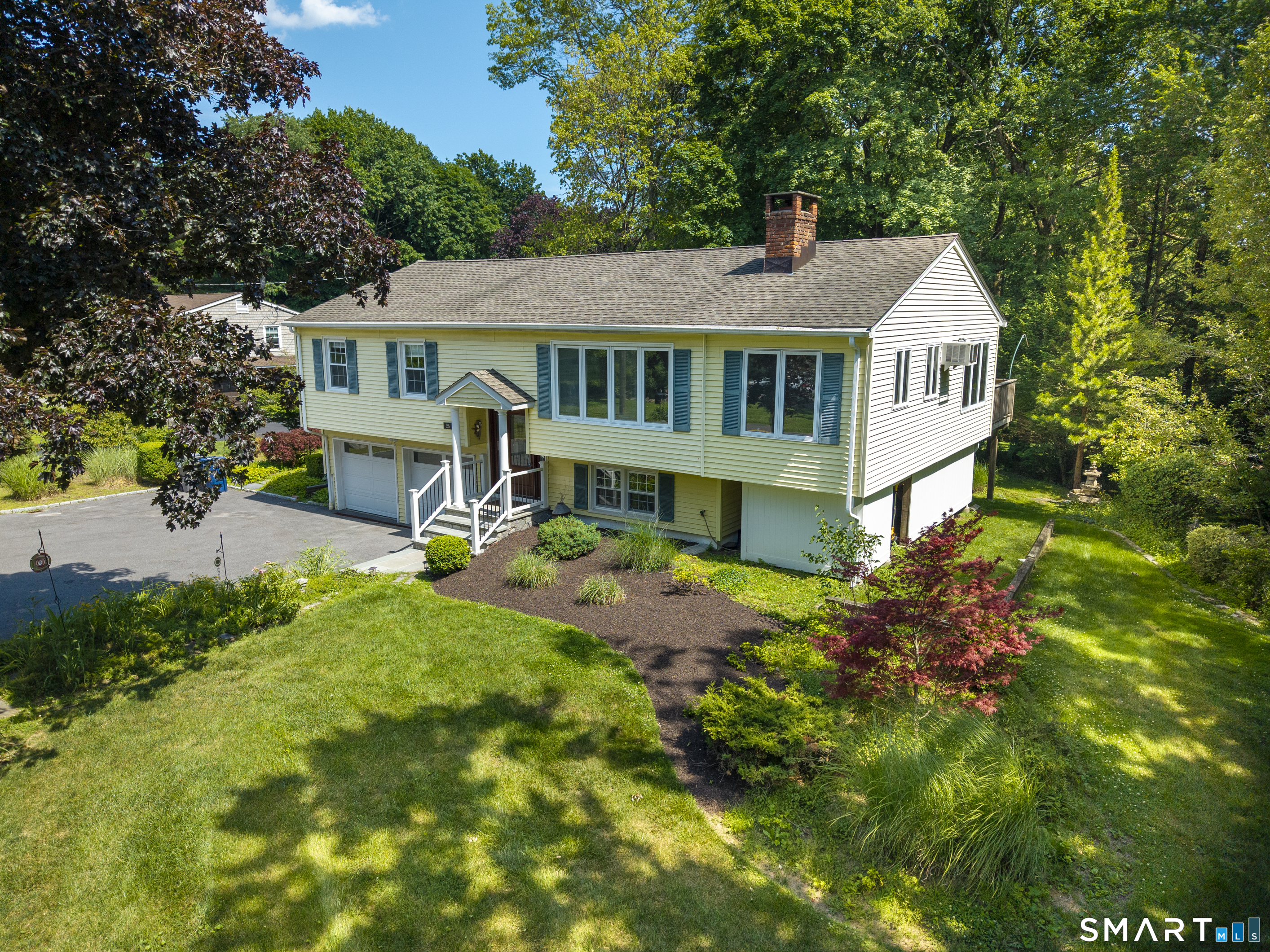 25 Olmstead Lane, Ridgefield, CT 06877 | For Sale at $1,050,000